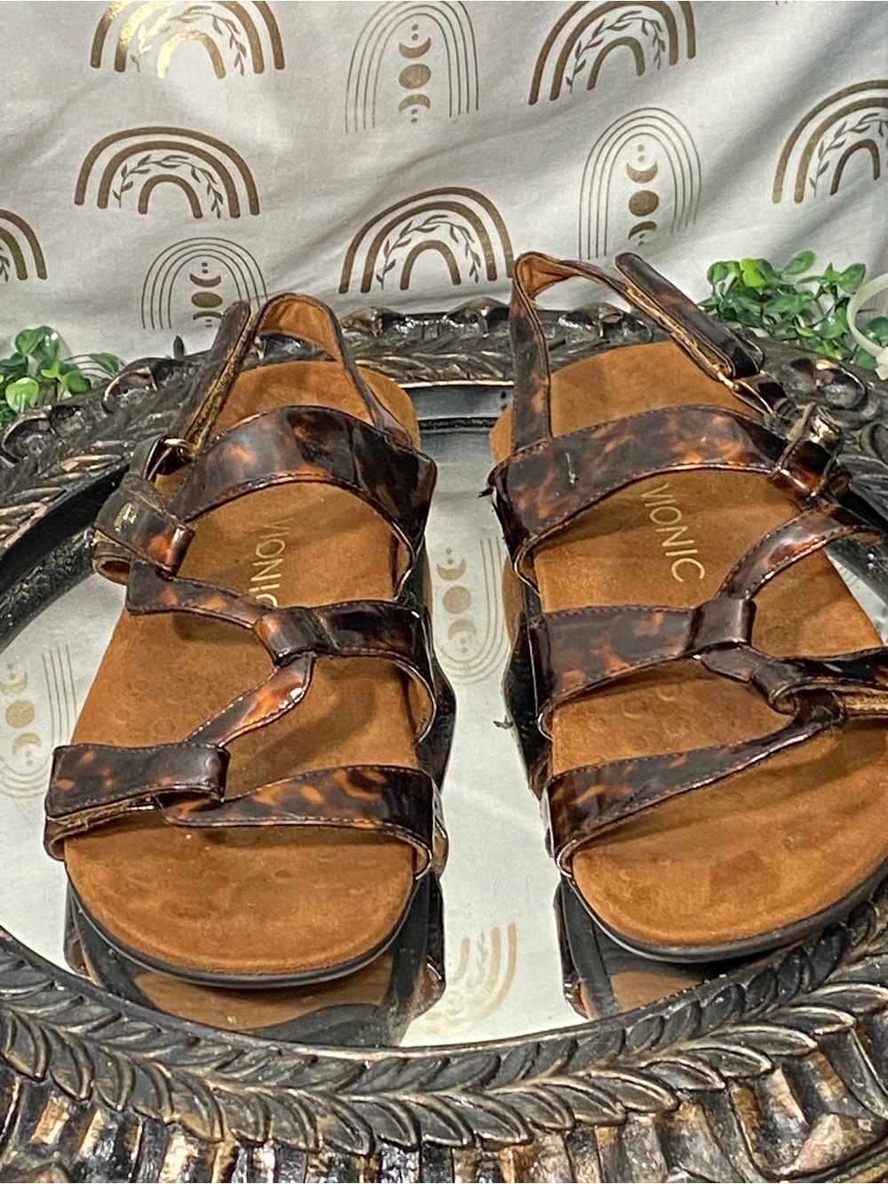 Vionic Tortoise Print Strappy Slingback Sandals